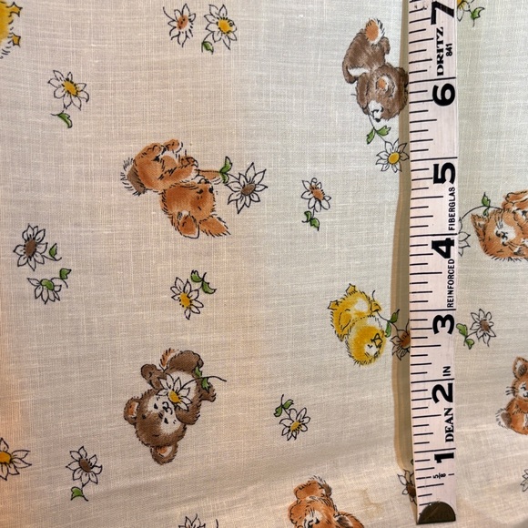 Vintage Cranston Charming Bunny and Flower Fabric 70 x 45. 210
